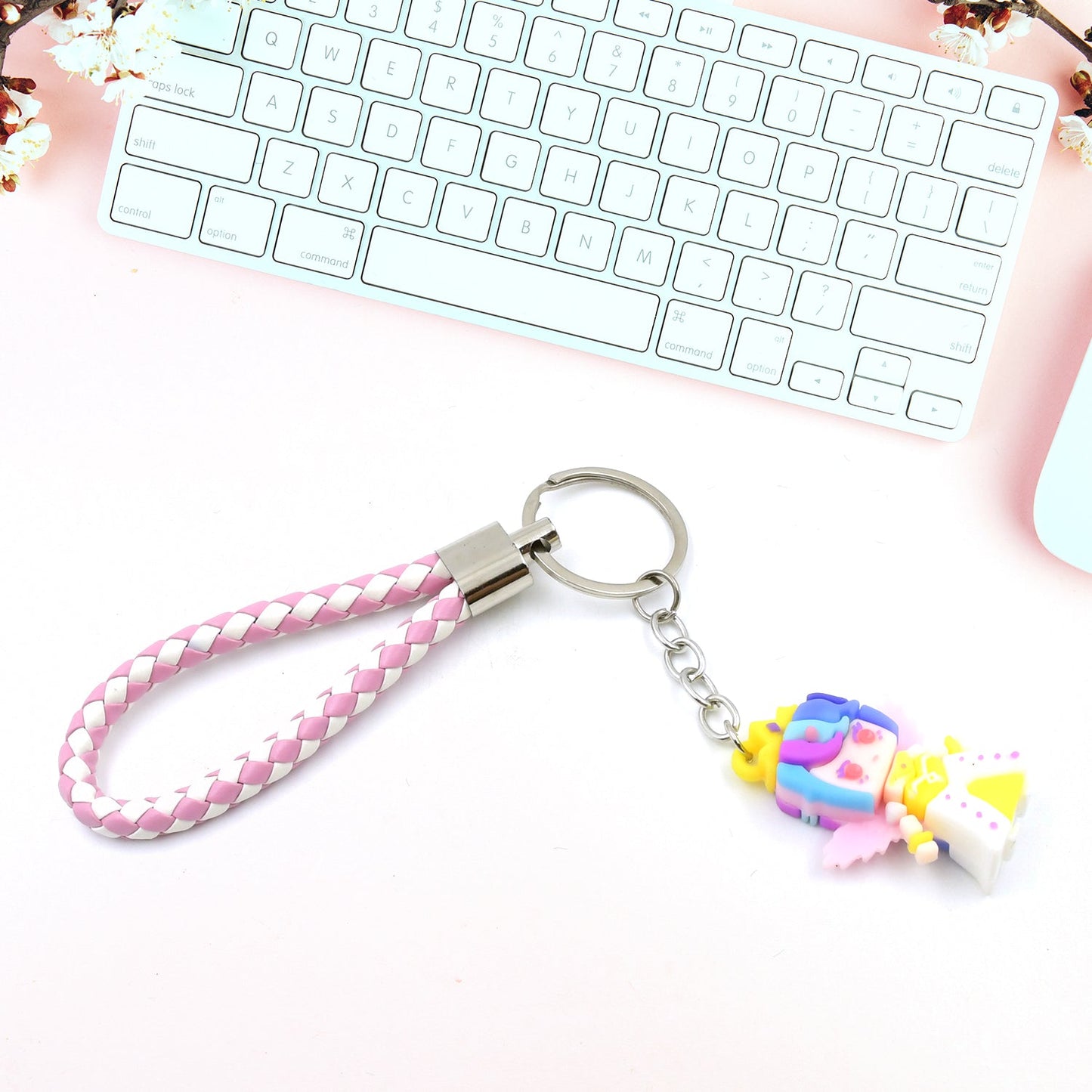Cute Keychain With Card Gift - Keychain Accessories Key Chain Backpack Charms Car Keys Keychain for Kids Girls, Unicorn Toy and Charm Key- Chain for Bag / Door Key- Ring / car Key- Ring / Party Favor (Mix Color & Design 1 Pc )