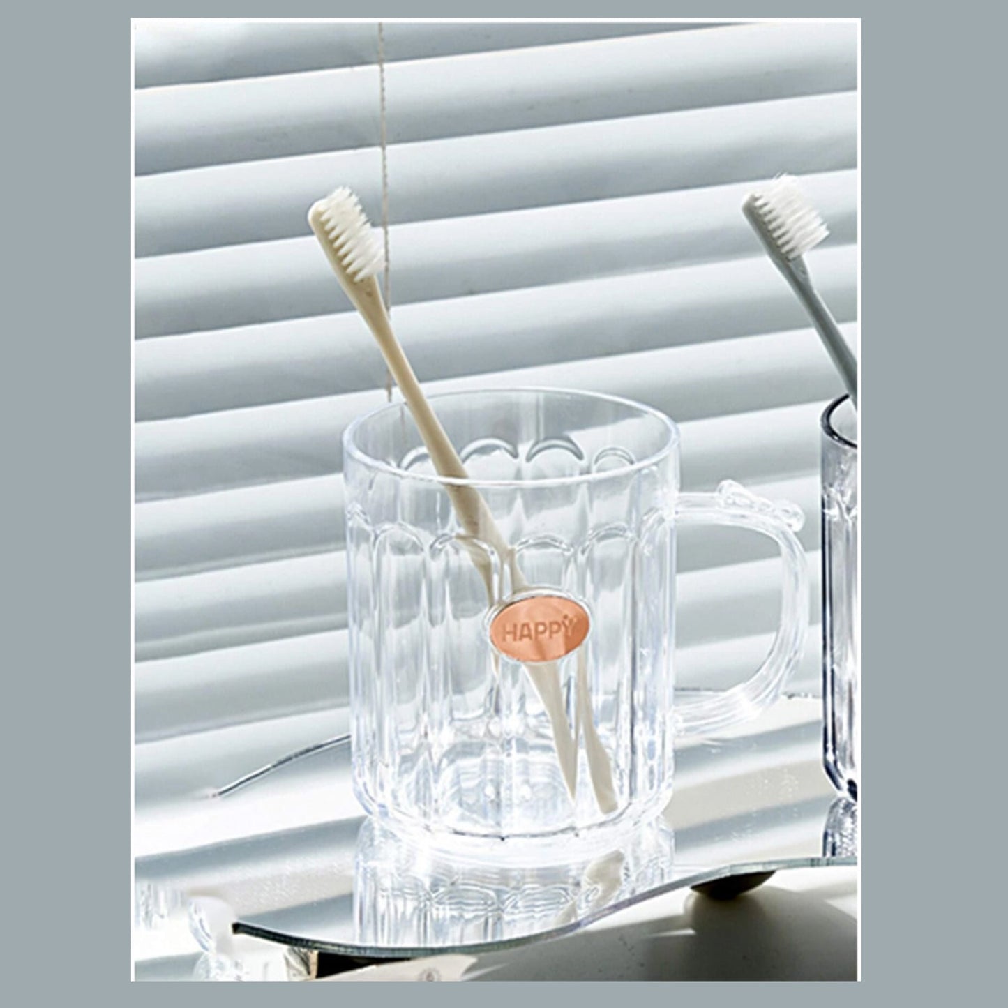 Multi-Purpose Plastic Cup, Toothpaste Holder Bathroom Cup Bathroom Cup With Slot Handle Mug Environmental Friendly Festival for Outdoor for Household Gift For Anniversary and Birthday, (1 Pc)