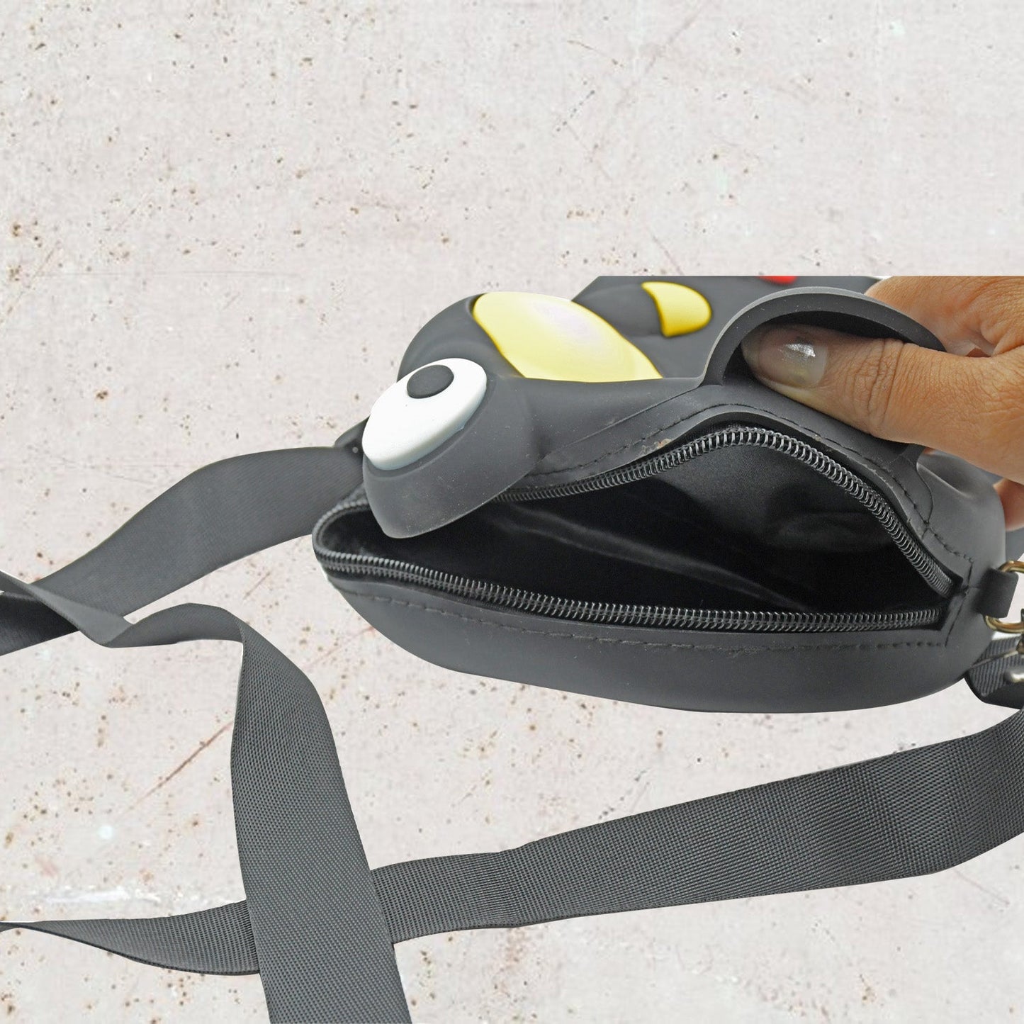 Cute Cartoon Girls' Backpack, Shoulder Bag / Purse, Portable, Mini Silicone Handbag Girls, Children's Bag/Purse for Girls Women, Gift Girls Bag Accessories (1 Pc Mix Color )