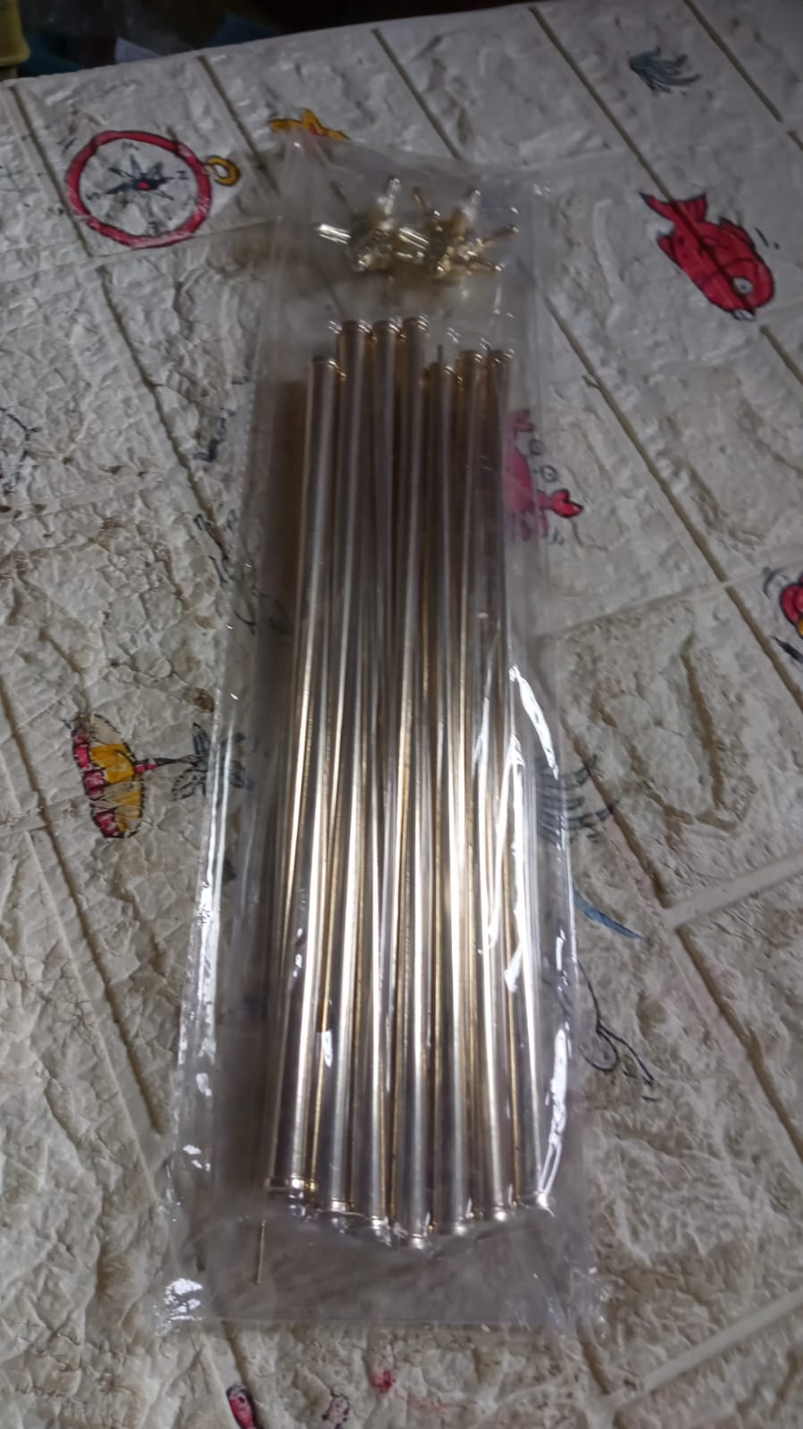 3D Gold Star Hanging Decoration Star, Acrylic Look Hanging Luminous Star for Windows, Home, Garden Festive Embellishments for Holiday Parties Weddings Birthday Home Decoration (Big)