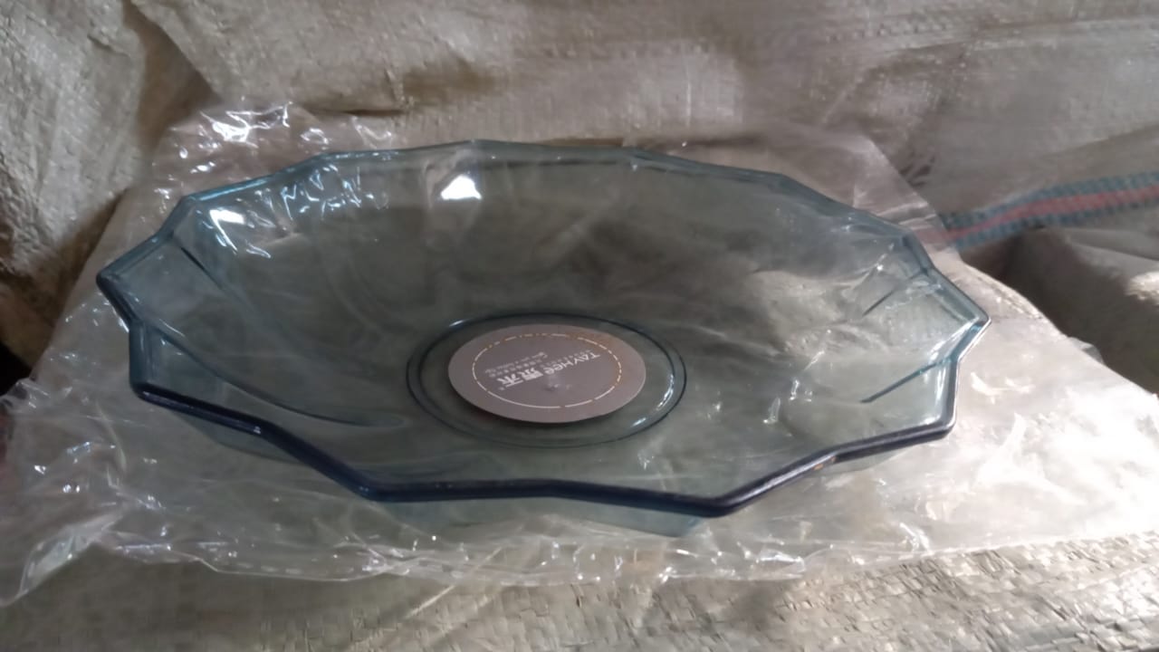 Flower Shape Plastic Dinner / Fruit Plate / Tray / Snacks / Breakfast Plate friendly Plastic Plate for Kids Party Supplies Birthday Holiday Party Dinnerware Supplies (1 Pc)